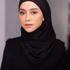 Lesti Dalam Balutan Busana Gelap