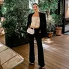 Fashion Nia Ramadhani di Milan