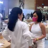 Potret pertemuan Yuni Shara dan Nagota Slavina.