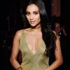 Busana Glitter Para Seleb di Golden Globes 2017