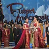 Puteri Indonesia, Elvira Devinamira, Gabriela Isler