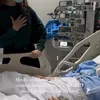 Raisa jaga ibu di RS
