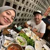 Dian Ayu Lestari dan keluarga