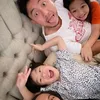 Dian Ayu Lestari dan keluarga