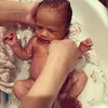 Hari-Hari Chrissy Teigen Pasca Melahirkan