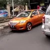 berita unik, mobil bermuka 2, sedan bermuka 2 bandung