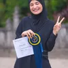 Shireen Sungkar Ikut Kompetisi Berkuda