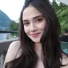 Syifa Hadju berambut panjang terurai