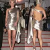 Gaun Backless Ala Hollywood