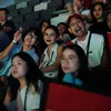 Ibnu Jamil nonton bulutangkis bareng Ariel Tatum.