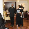 Kim Kardashian Pesta Bareng Penggemar