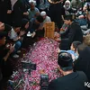 Iis Dahlia Dampingi Mpok Alpa