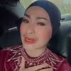 Iis Dahlia ceritakan pengalaman kocaknya.