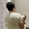 Baby Ukkasya ikut Irwansyah salat