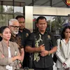 Bunga Zainal jelaskan kasus ke wartawan