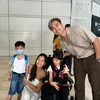 Jevier Justin dan Tiffany Orie ajak anak ke mall