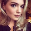 Nikita Mirzani Mirip Kate Upton