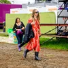 persiapan musisi di Glastonbury