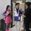 Zahra dan Eby di backstage