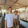 Raffi Ahmad lihat sapi kurban Irfan Hakim