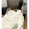 Istri Giring dilarikan ke rumah sakit