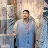 Ivan Gunawan di Toko Karpet