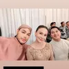 Ivan Gunawan Selfie di Akad Nikah