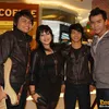 Ikmal Tobing / Bracky Band 