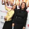 Ine Febriyanti dan Ayu Laksmi