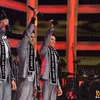 L Men of The Year 2012