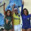 J-Lo, Pitbull, Claudio Leitte