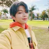adu gaya kang daniel dan lai guan lin