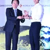 Eru Jadi Duta Wisata Pulau Jeju, Korea Selatan