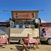 IU Kirim Food Truck untuk Shin Chae Rin