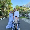 Liburan Nycta Gina dan Kinos