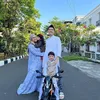 Liburan Nycta Gina dan Kinos