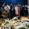 Stasiun Itaewon Dipenuhi Bunga