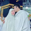 Adik Via Vallen Menikah Umrah