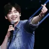  Foto Lee Jong Suk