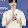  Foto Lee Jong Suk