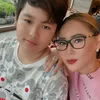 Potret Ivan yang makin care pada orangtuanya.