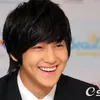 Senyum aktor drama Korea