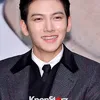 Senyum aktor drama Korea
