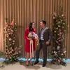 putri tanjung dan tunangan