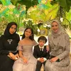Anak Sulung Dina Lorenza