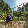 Darius Sinathrya dan Donna Agnesia