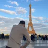 Justin Hubner momong Kamari di Paris