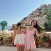 Jessica Mila bersama Hesty Purwadinata di Positano