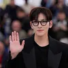 Ji Chang Wook Tersenyum Manis