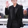 Ji Chang Wook Melambaikan Tangan